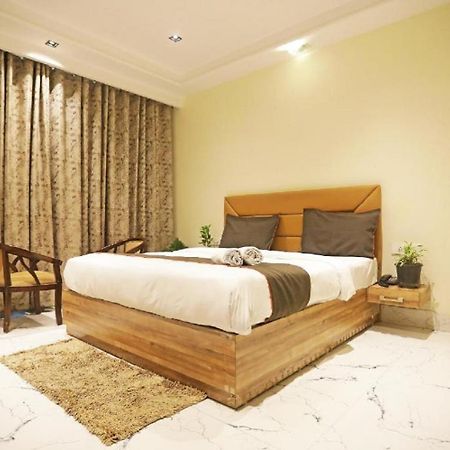 Hotel Royal Paradise By Kdson New Delhi Extérieur photo