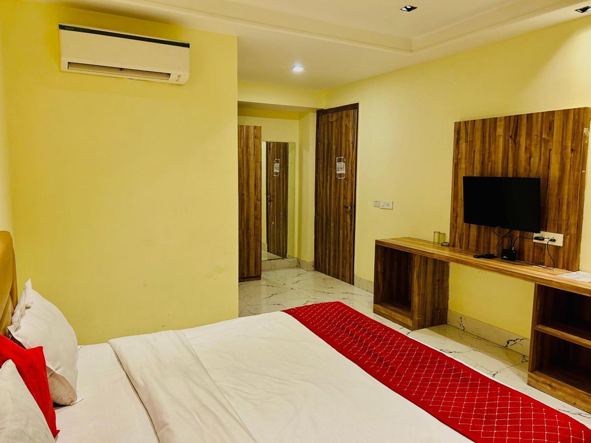 Hotel Royal Paradise By Kdson New Delhi Extérieur photo
