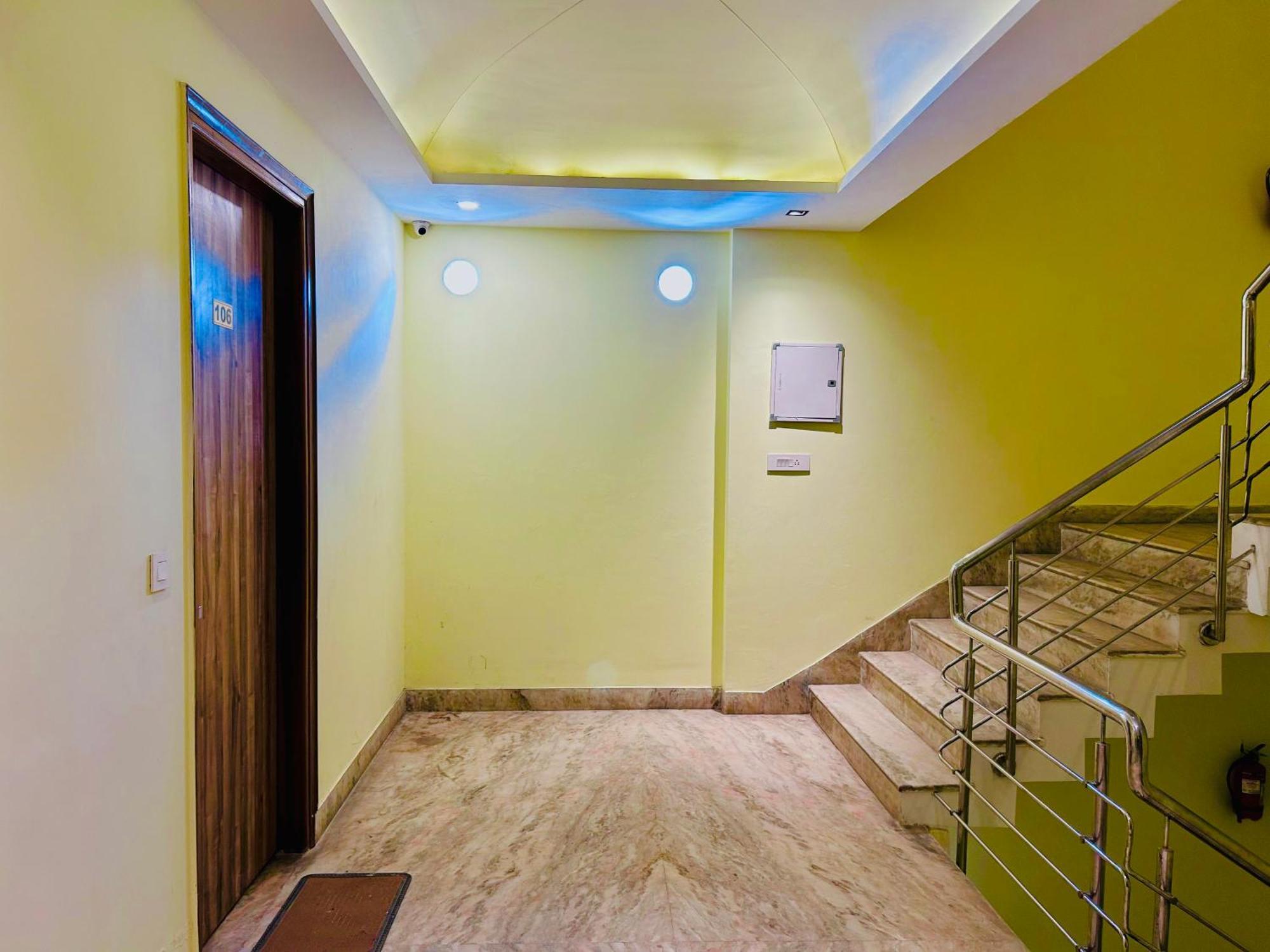 Hotel Royal Paradise By Kdson New Delhi Extérieur photo